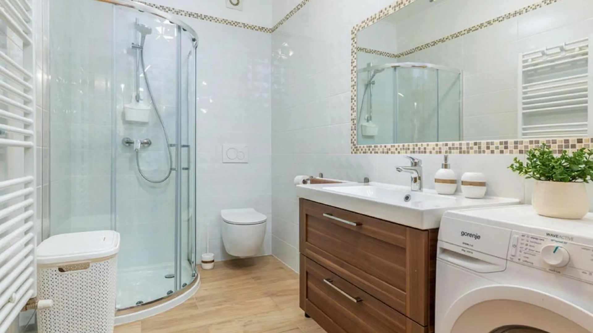 Stylish Villa With Swimming Pool And Garden Cepic 0*,